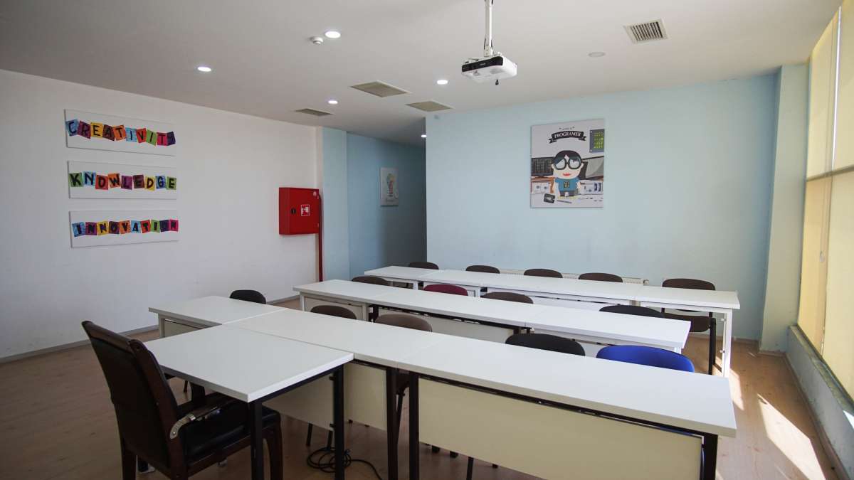 "Schola" Coworking Center