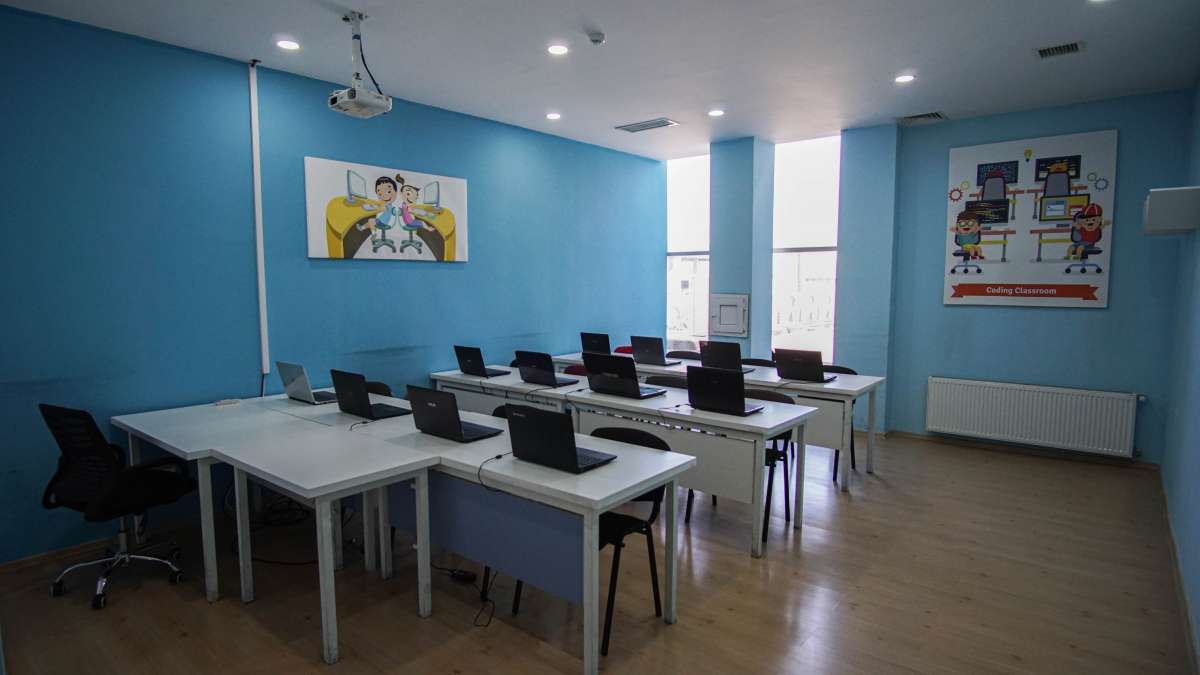 "Schola" Coworking Center
